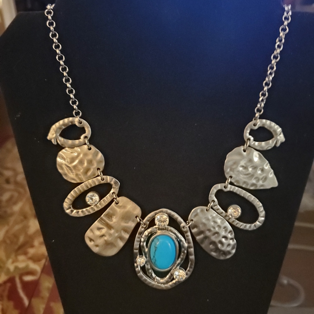 Beautiful Hammered Silver Necklace with Turquoise